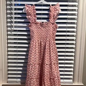 EUC pink posy Ellie 💕 hill house home